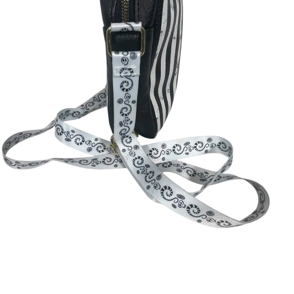 NWT Buckle-Down Women's Crossbody - Beetlejuice Suit Stripes Black White - Picture 10 of 12